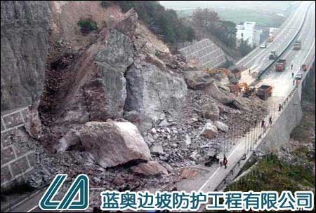 ߅������