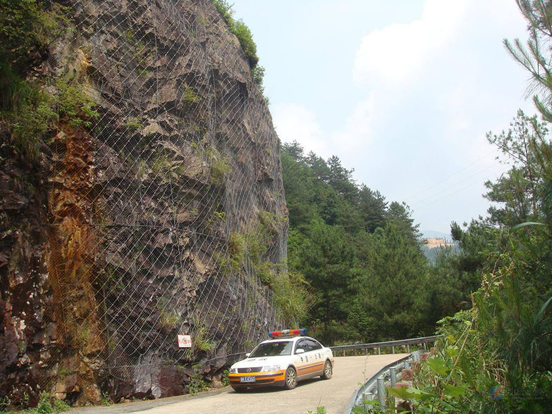 �Rɽ���ٹ�·�İ��b߅�·��o(h��)�W(w��ng)ע�����